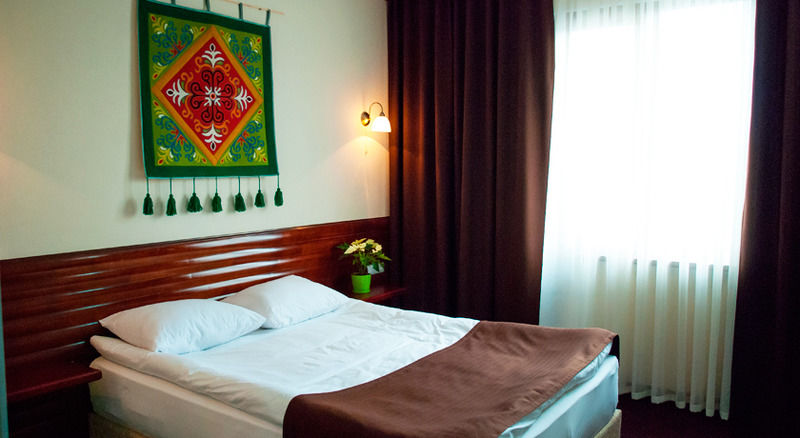 Green City Hotel Bishkek Exterior photo
