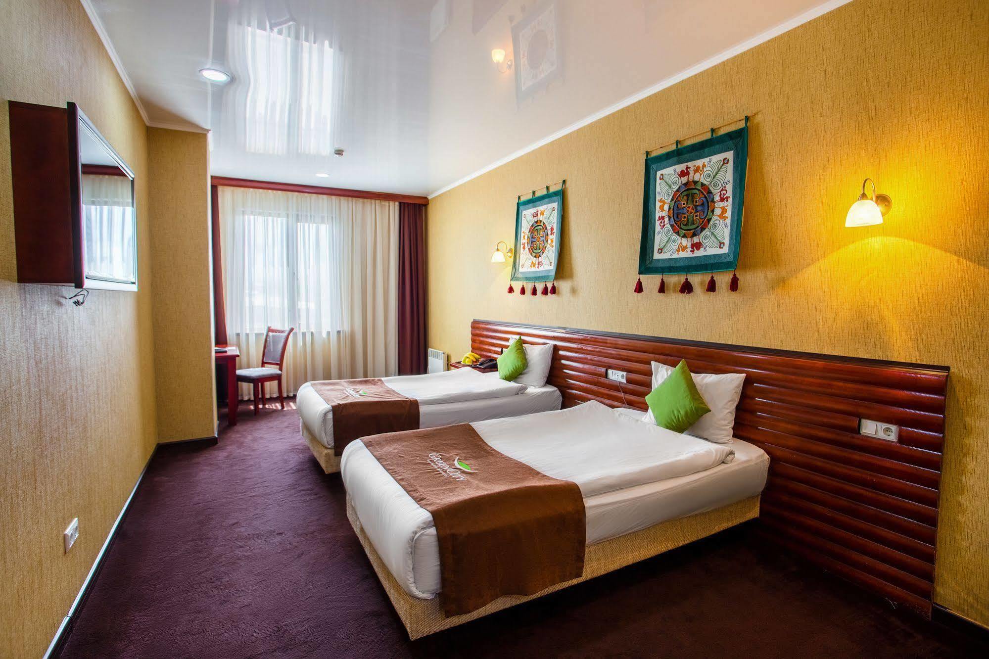 Green City Hotel Bishkek Exterior photo